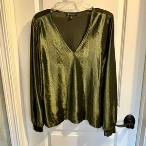 Elegant Green V-Neck Top